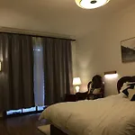 Henry\'S Apartment Xinchang Road