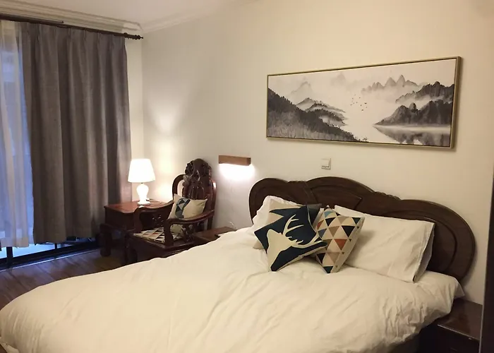 Henry\'S Apartment Xinchang Road